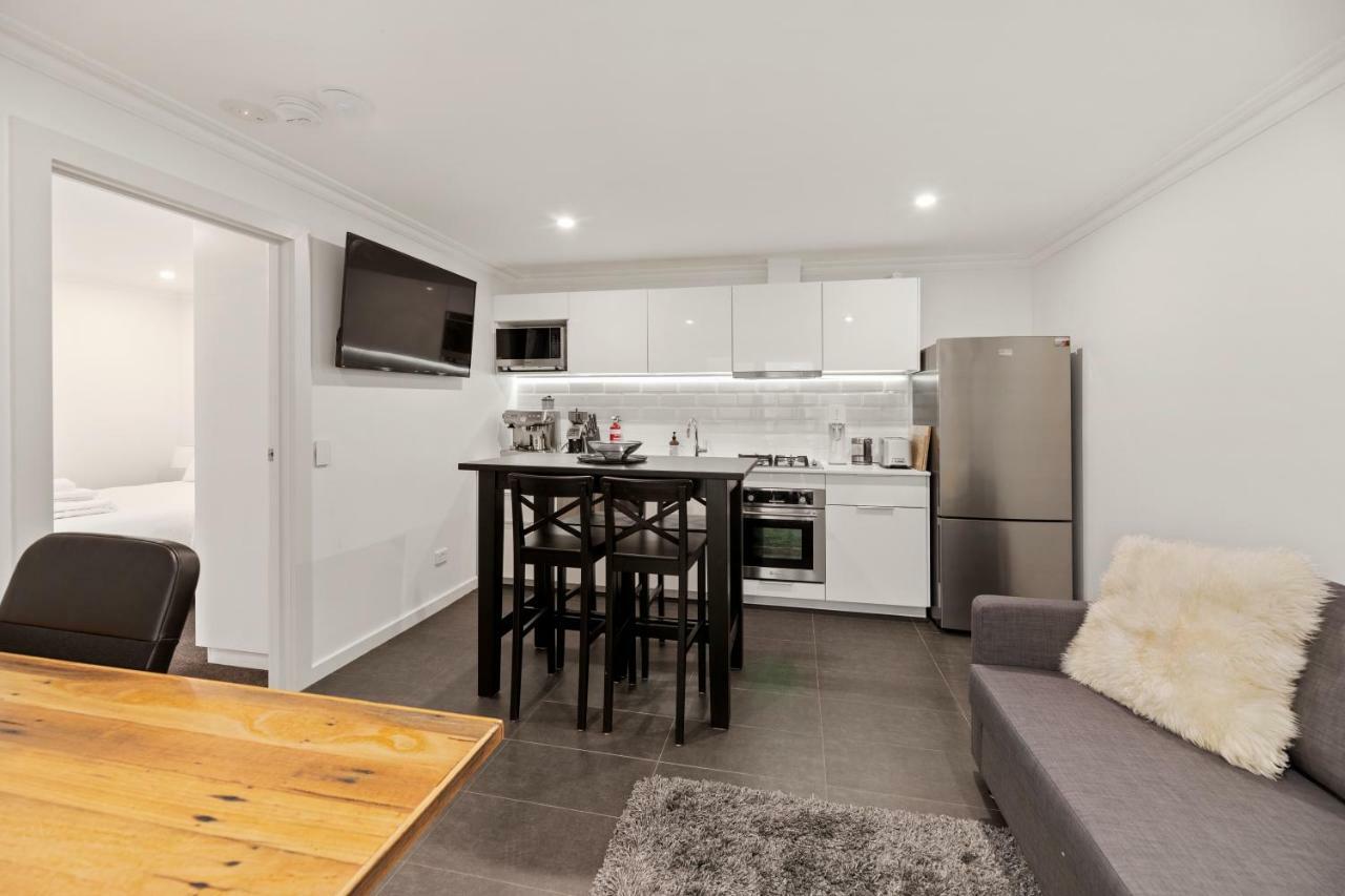 Work Sleep Live Melbourne B&B 외부 사진